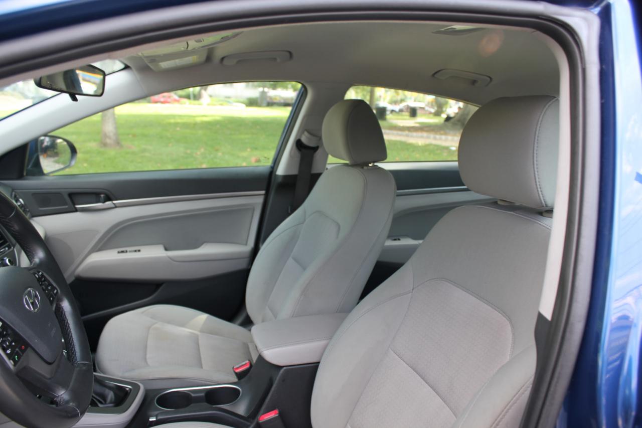 Hyundai Elantra SE 2017