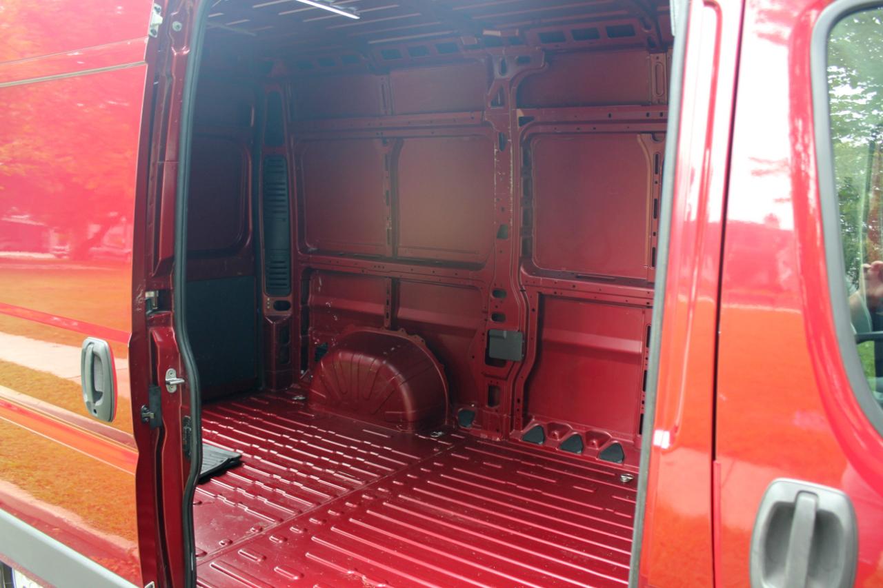 RAM Promaster 1500 High Roof Tradesman 136-in. WB 2014