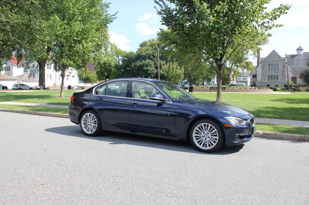 BMW 3-Series 335i xDrive Sedan 2013