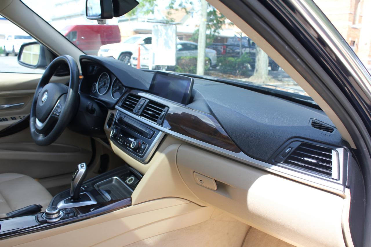 BMW 3-Series 335i xDrive Sedan 2013