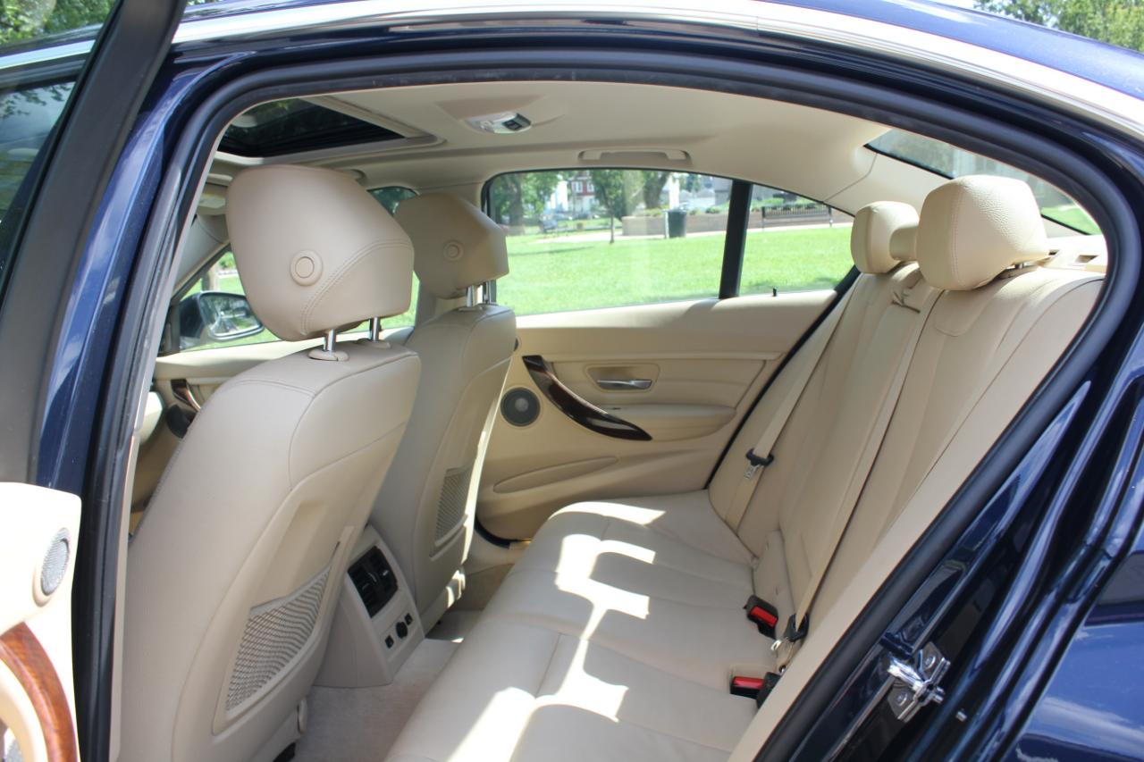 BMW 3-Series 335i xDrive Sedan 2013