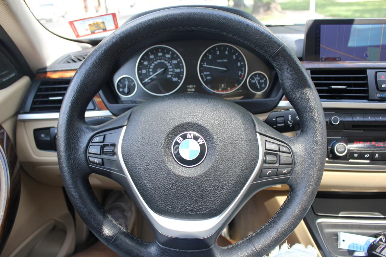 BMW 3-Series 335i xDrive Sedan 2013