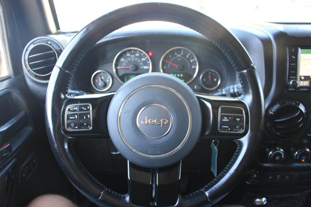 Jeep Wrangler Unlimited Sahara 4WD 2015