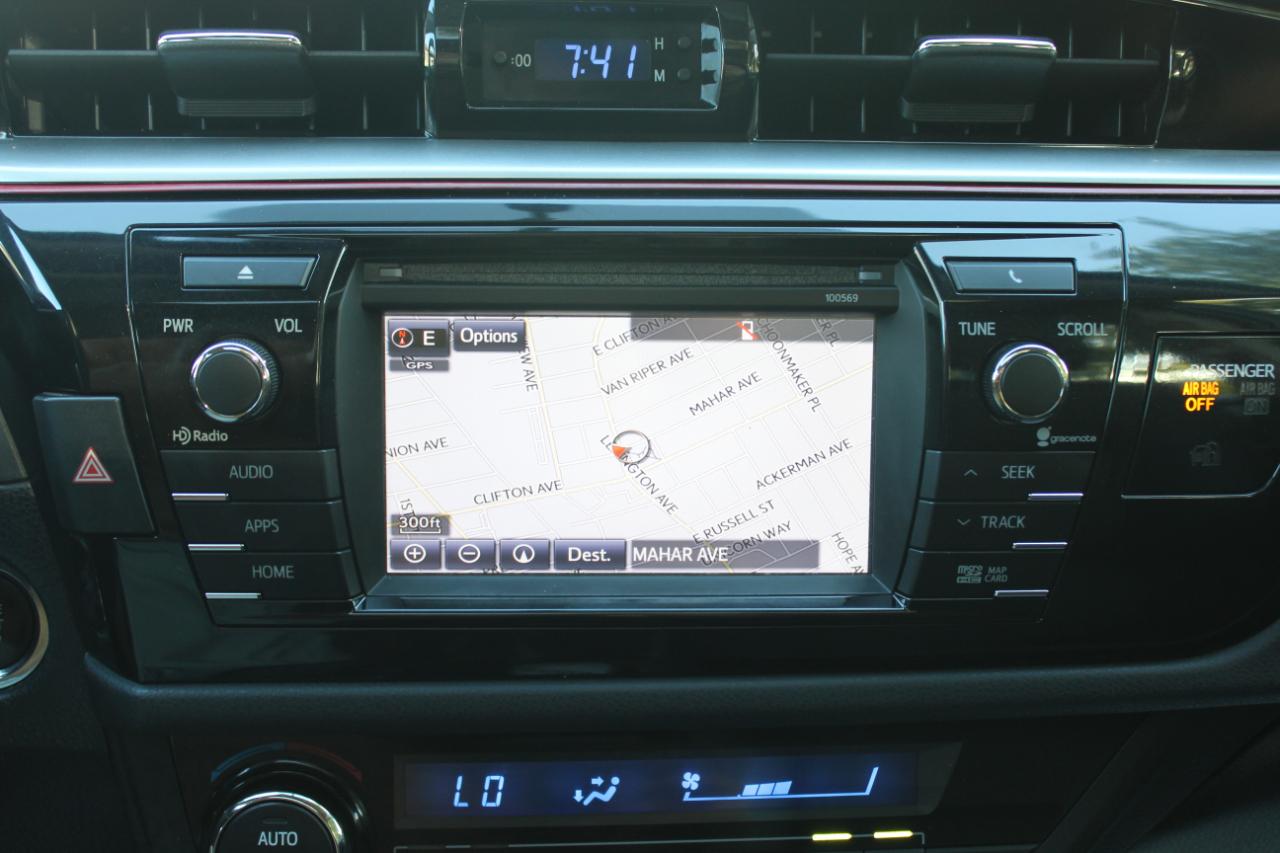 Toyota Corolla S Premium CVT 2016
