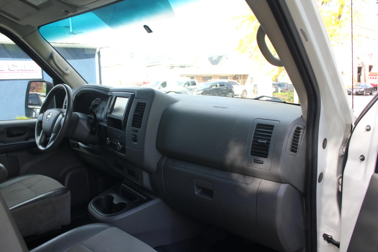 Nissan NV Cargo 2500 HD S V6 2020