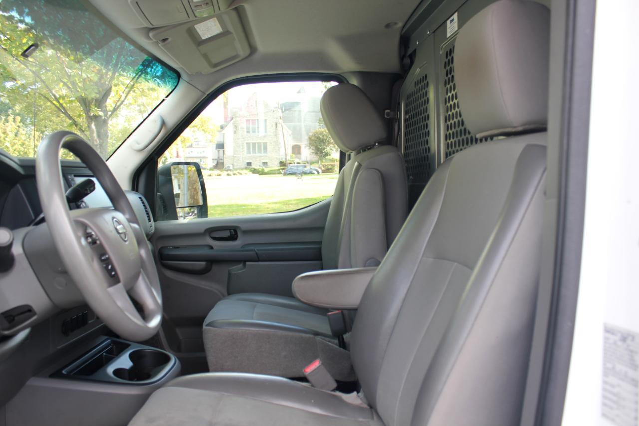 Nissan NV Cargo 2500 HD S V6 2020