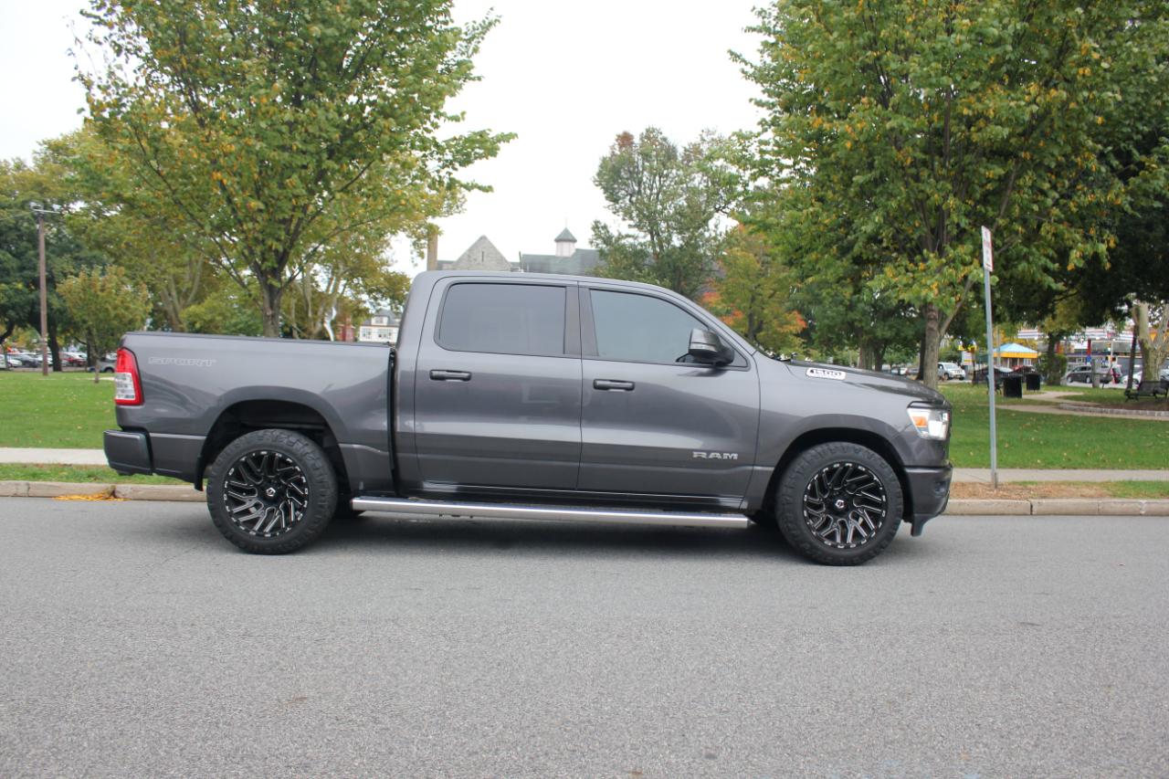 RAM 1500 Big Horn Crew Cab SWB 4WD 2020