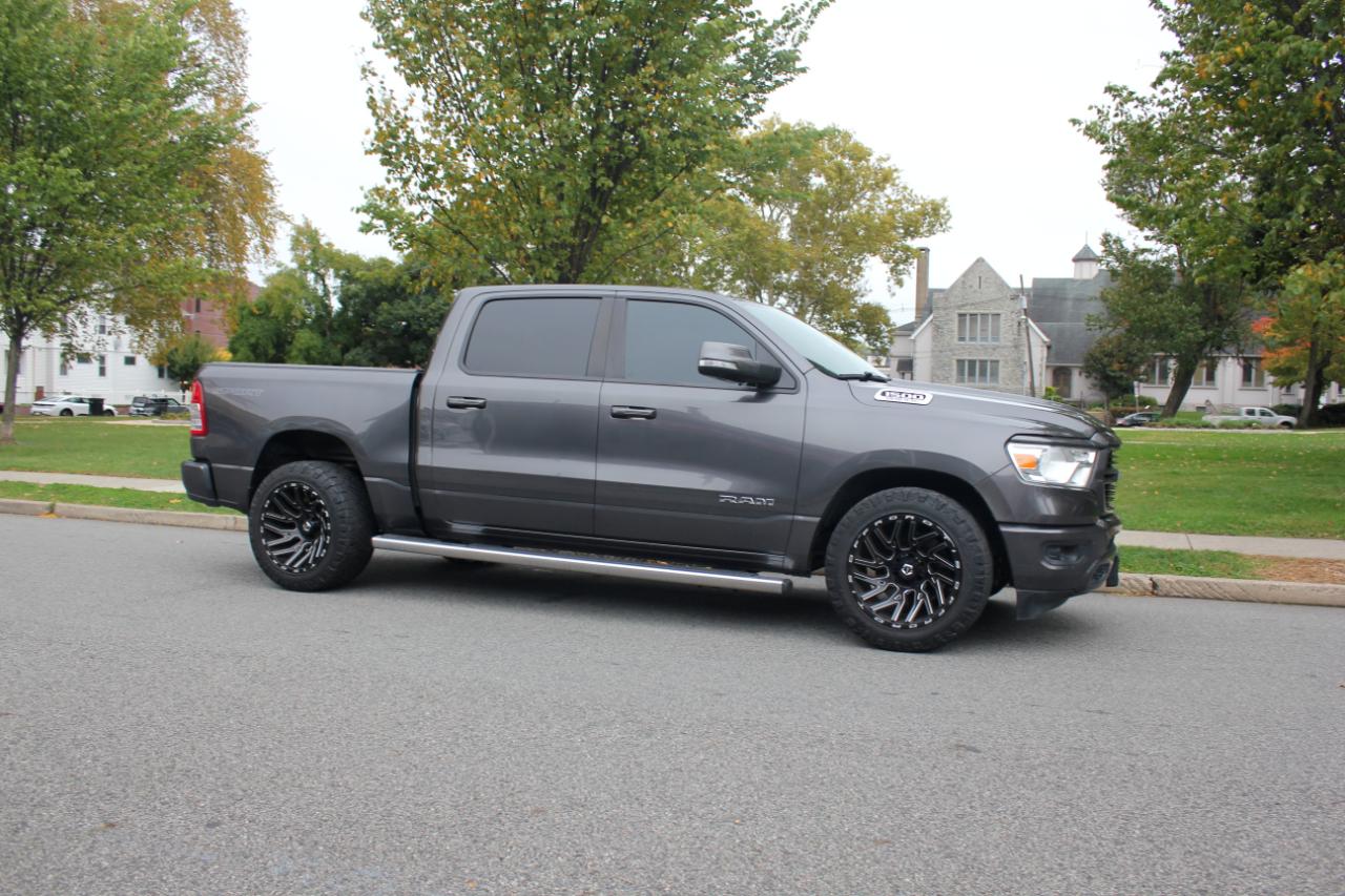 RAM 1500 Big Horn Crew Cab SWB 4WD 2020