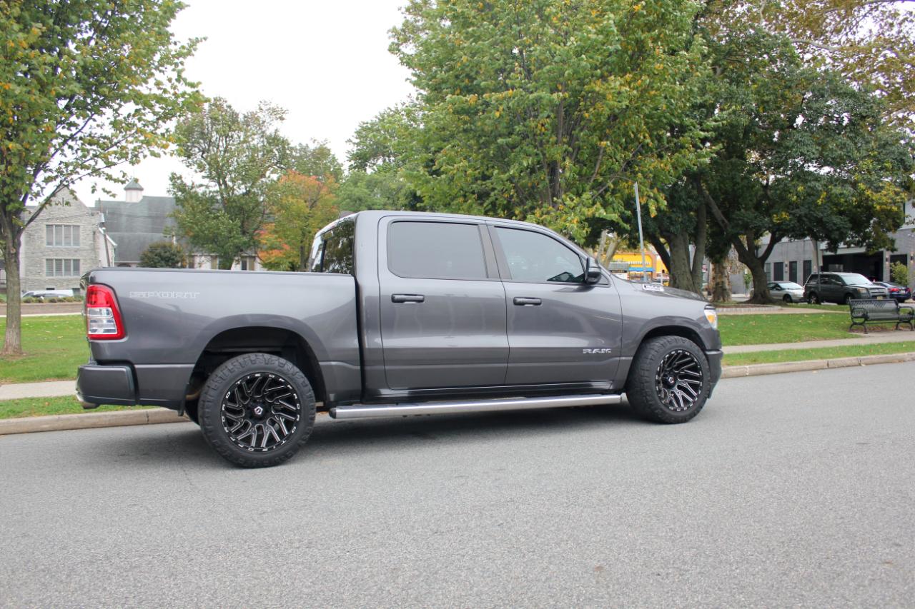RAM 1500 Big Horn Crew Cab SWB 4WD 2020