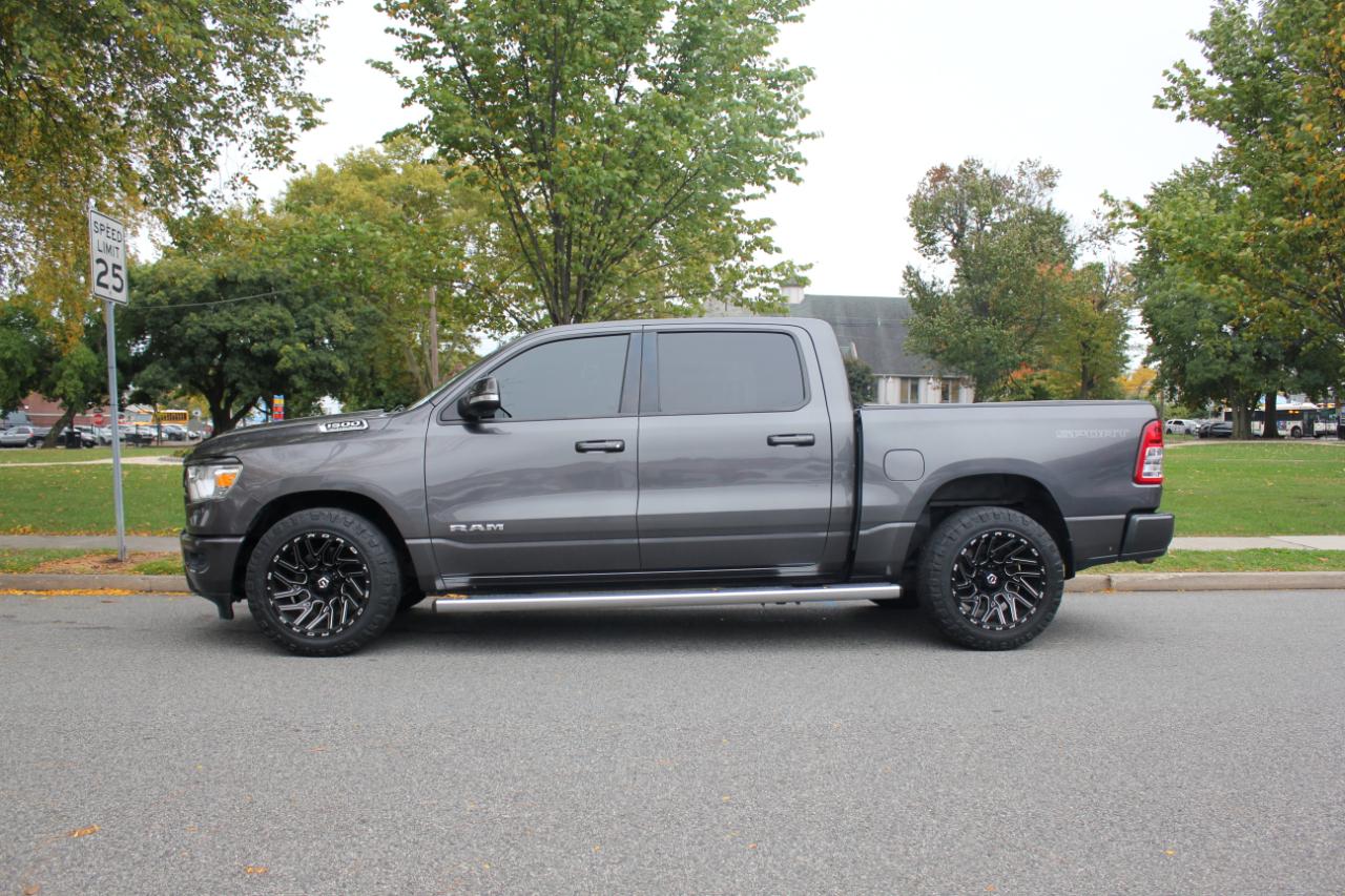 RAM 1500 Big Horn Crew Cab SWB 4WD 2020