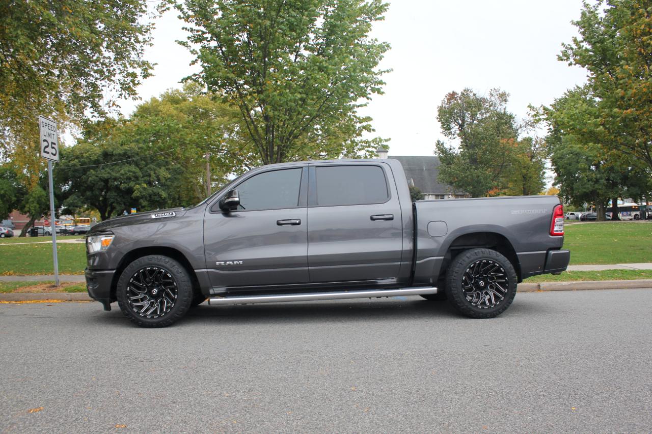 RAM 1500 Big Horn Crew Cab SWB 4WD 2020
