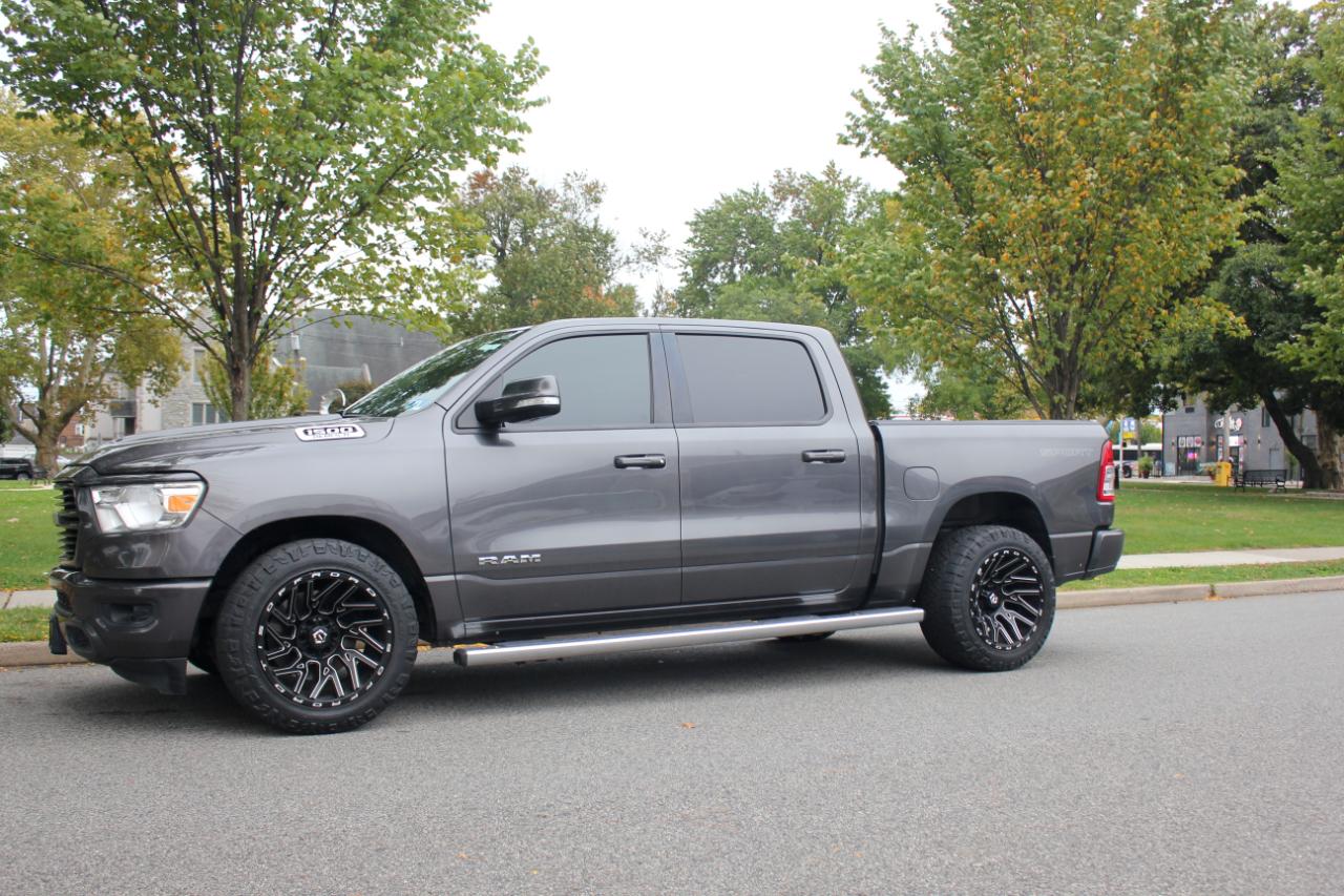 RAM 1500 Big Horn Crew Cab SWB 4WD 2020