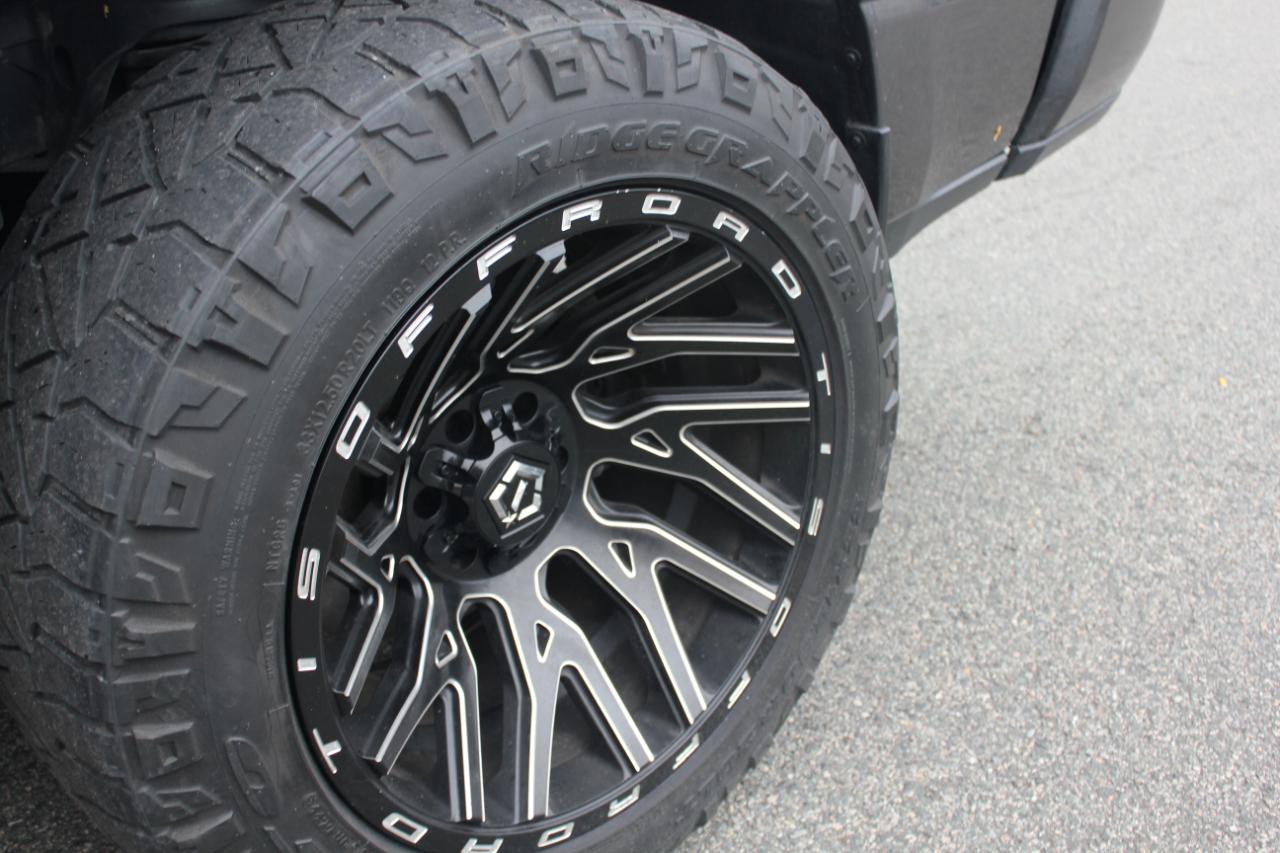 RAM 1500 Big Horn Crew Cab SWB 4WD 2020