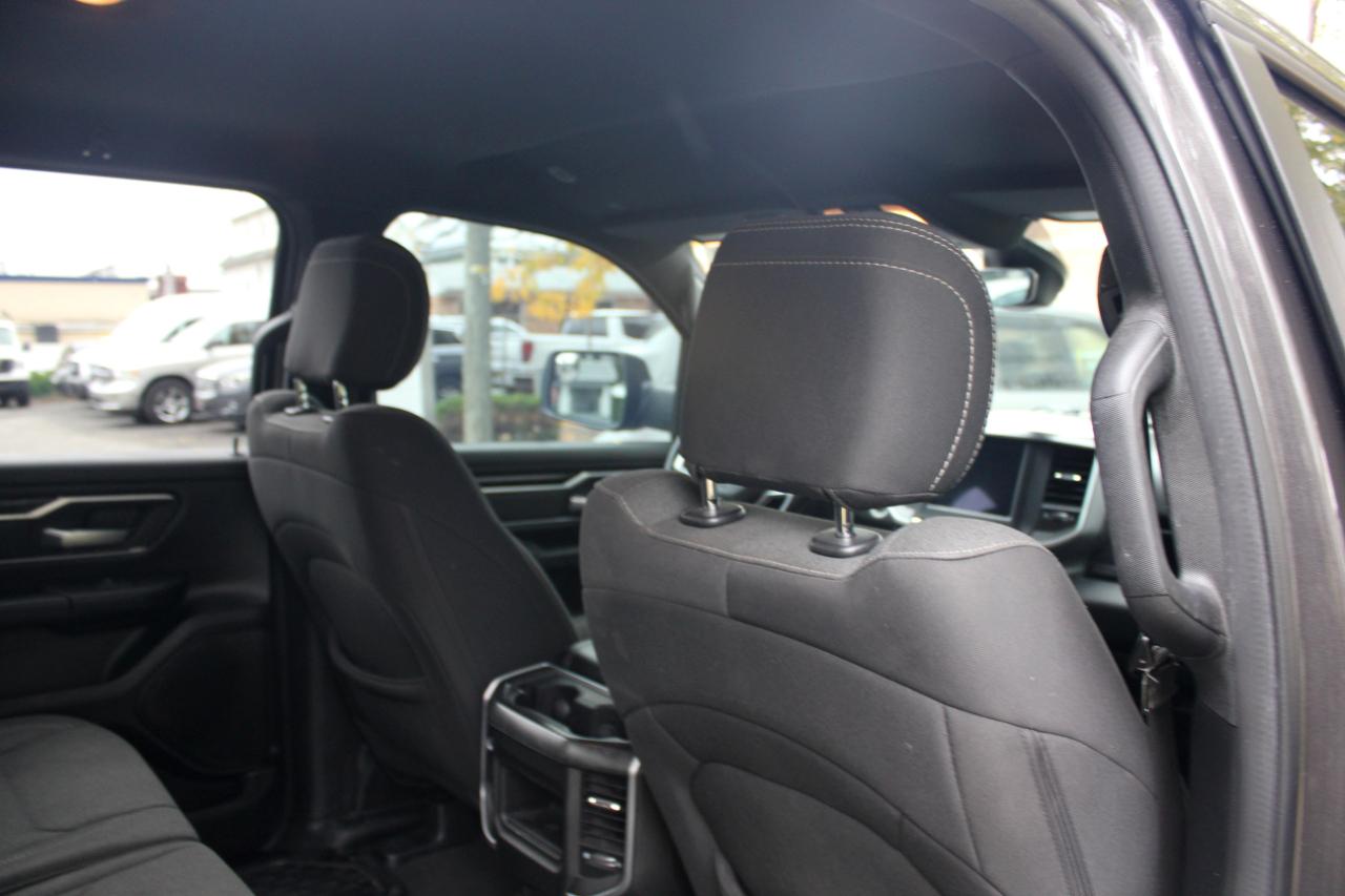 RAM 1500 Big Horn Crew Cab SWB 4WD 2020