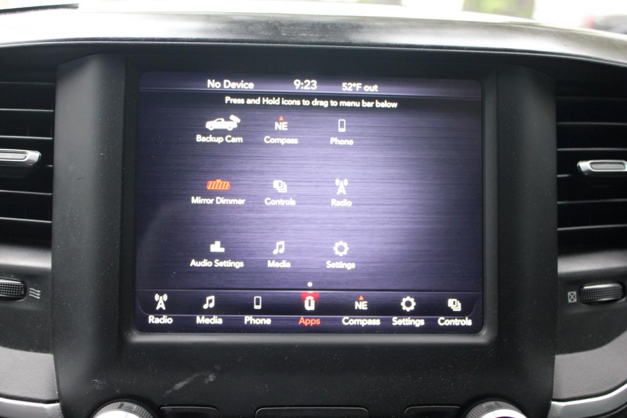 RAM 1500 Big Horn Crew Cab SWB 4WD 2020