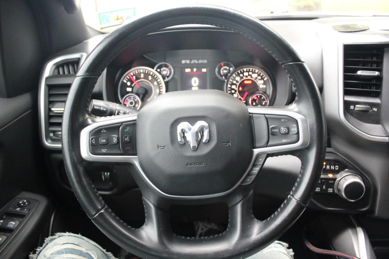 RAM 1500 Big Horn Crew Cab SWB 4WD 2020
