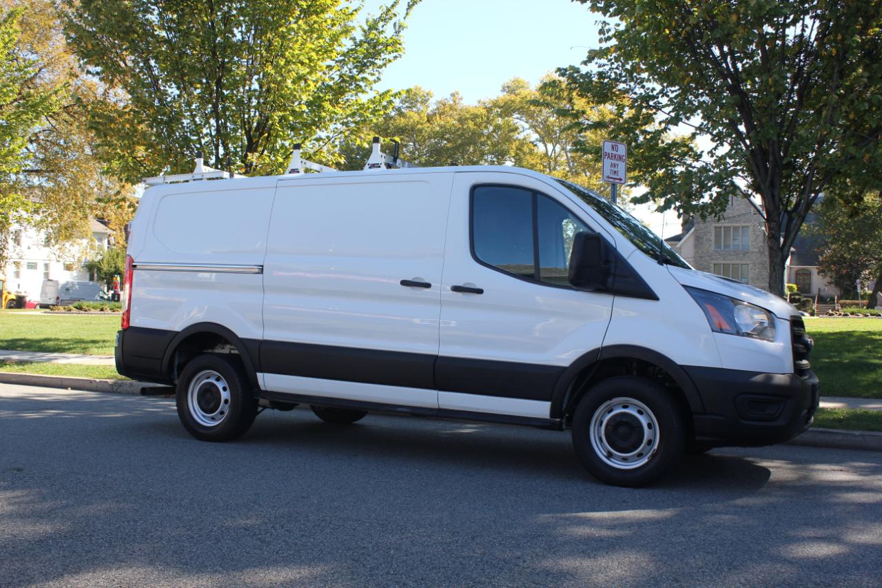 Ford Transit 250 Van Low Roof w/Sliding Pass. 130-in. WB 2020