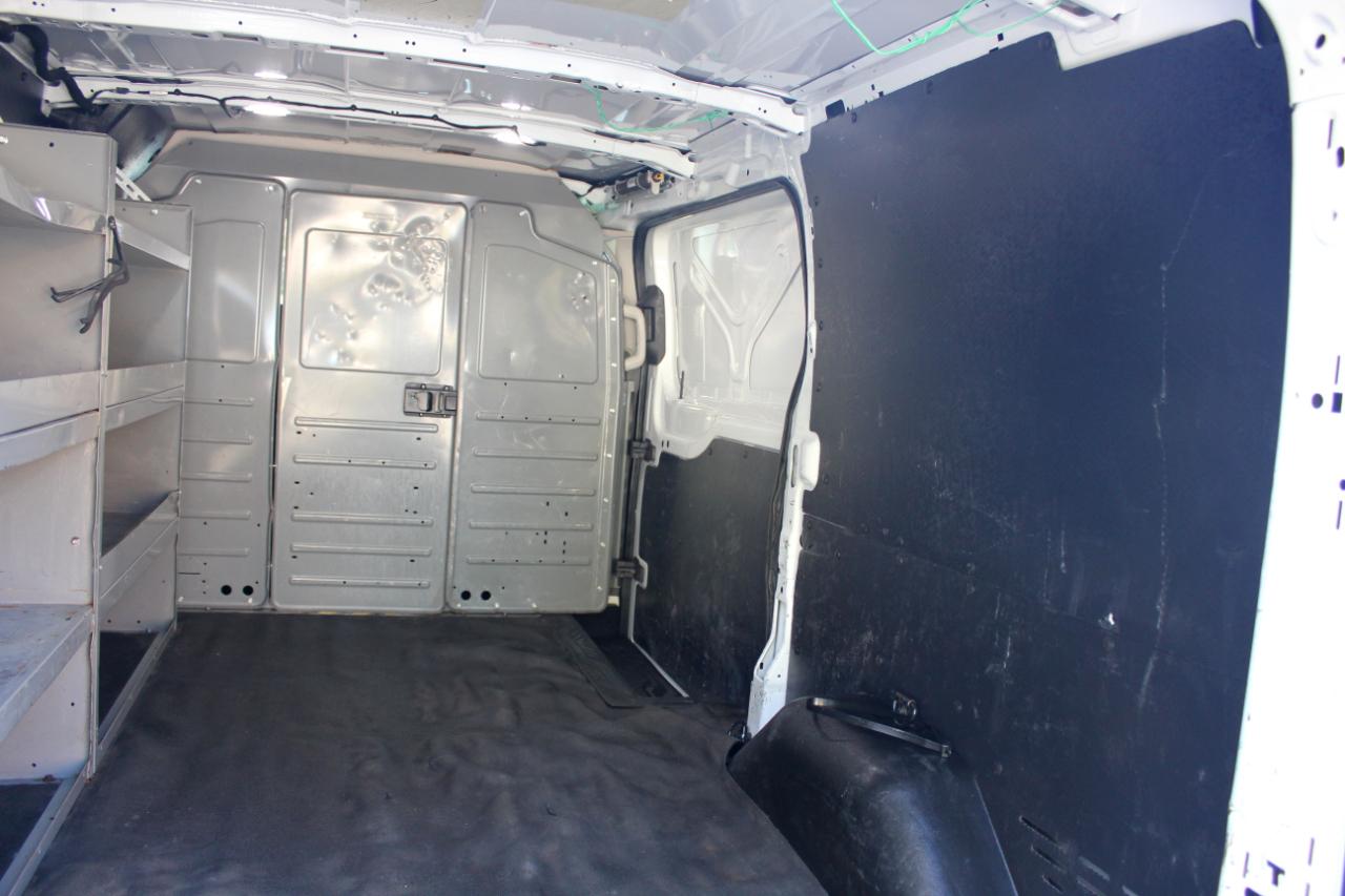 Ford Transit 250 Van Low Roof w/Sliding Pass. 130-in. WB 2020