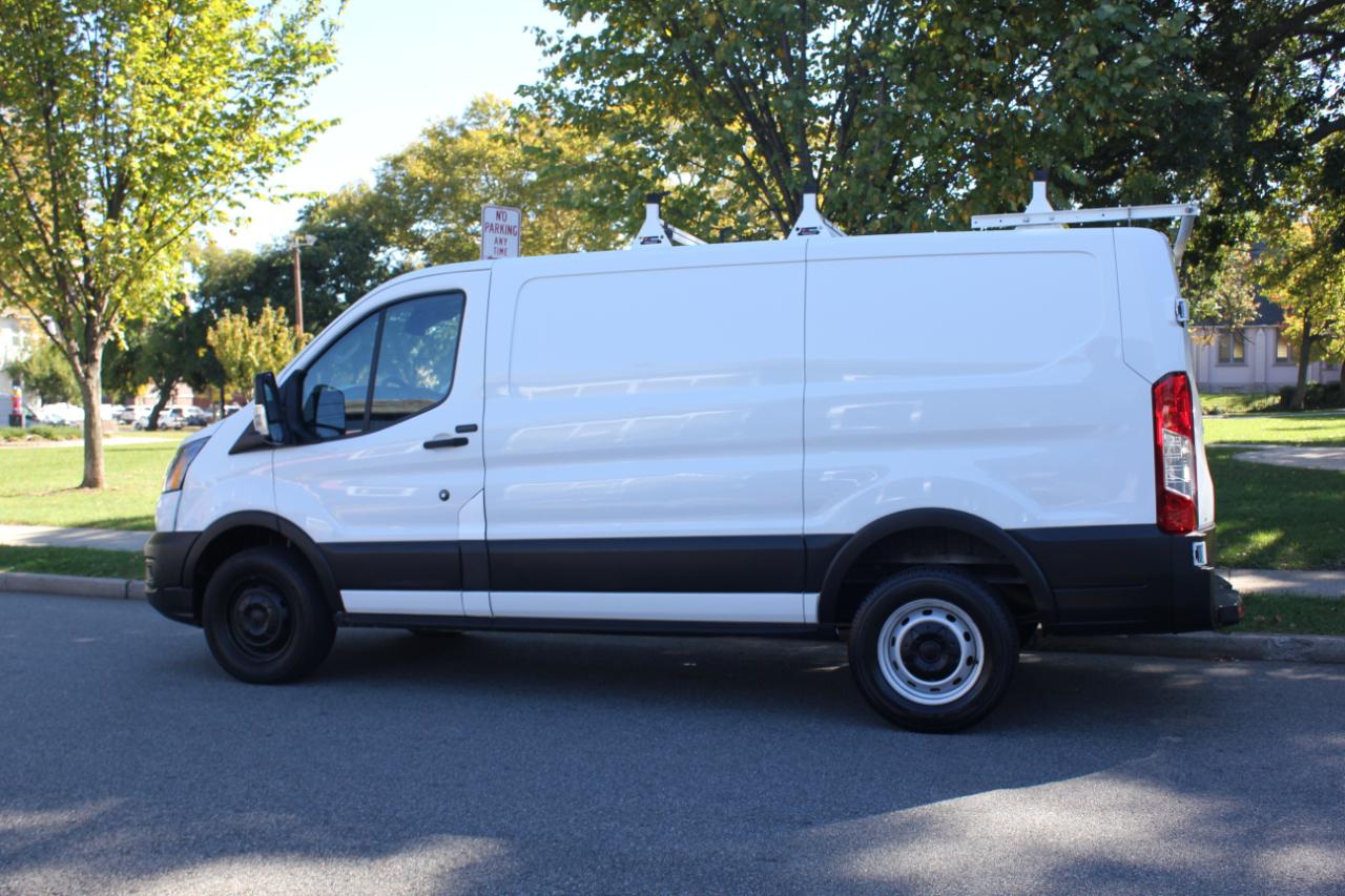 Ford Transit 250 Van Low Roof w/Sliding Pass. 130-in. WB 2020