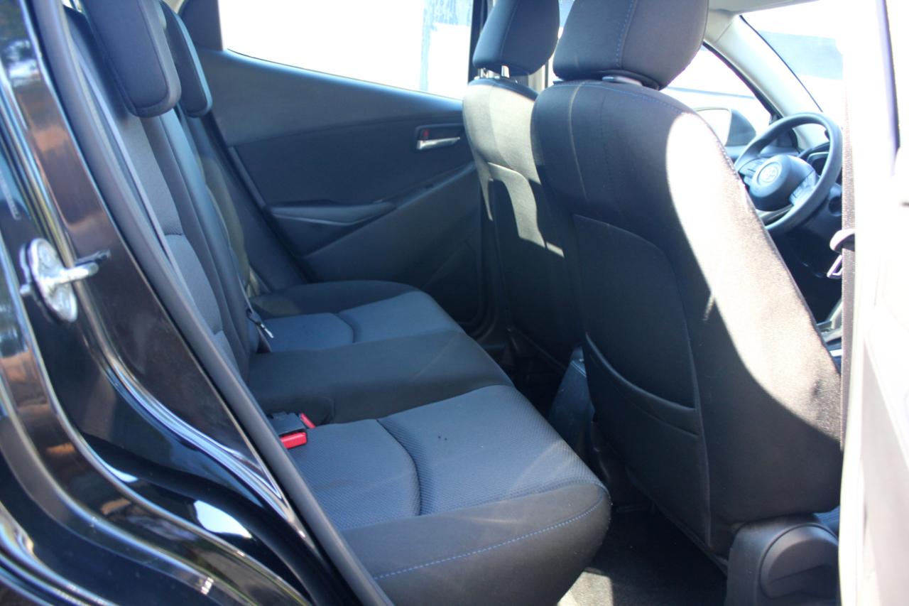 Toyota Yaris iA 6A 2017