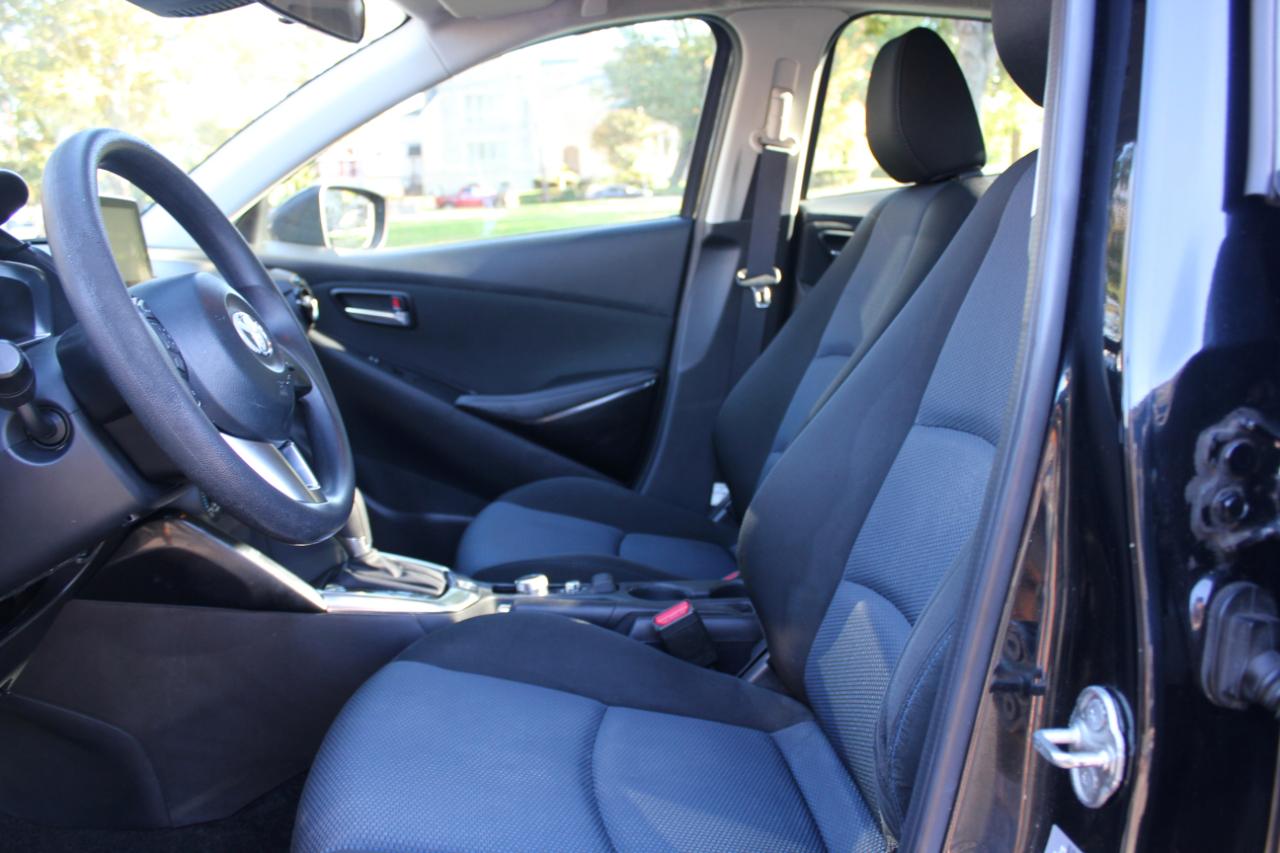 Toyota Yaris iA 6A 2017