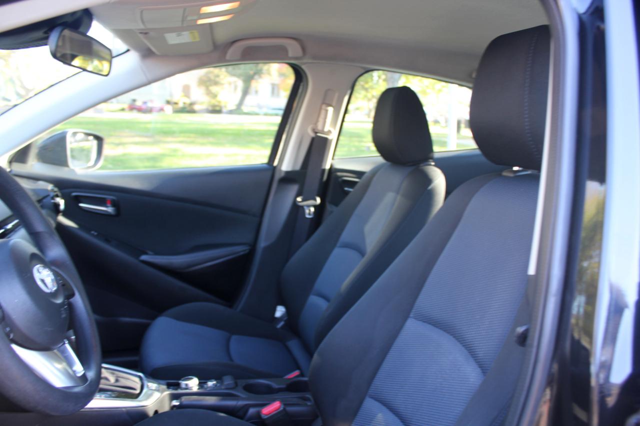 Toyota Yaris iA 6A 2017