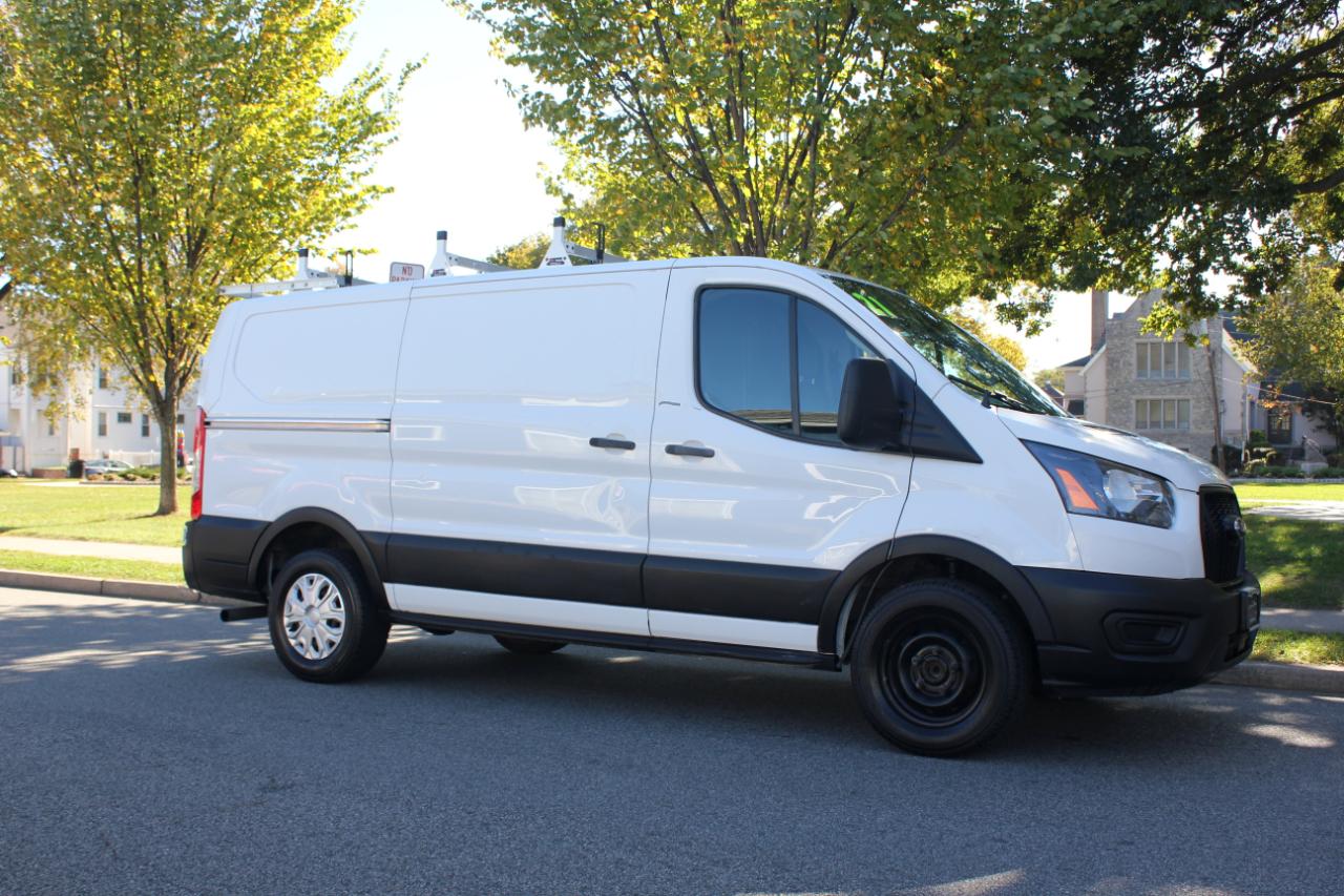 Ford Transit 150 Van Low Roof w/Sliding Pass. 130-in. WB 2021