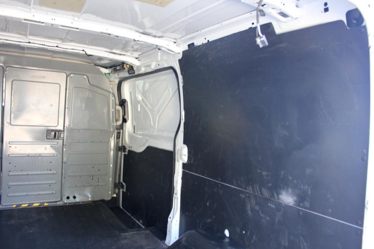 Ford Transit 150 Van Low Roof w/Sliding Pass. 130-in. WB 2021