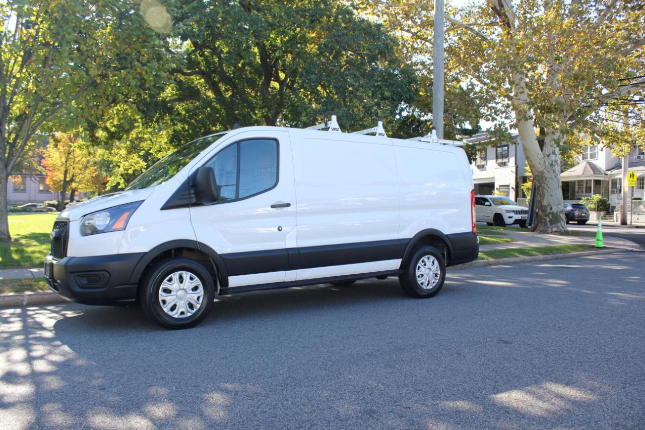 Ford Transit 150 Van Low Roof w/Sliding Pass. 130-in. WB 2021