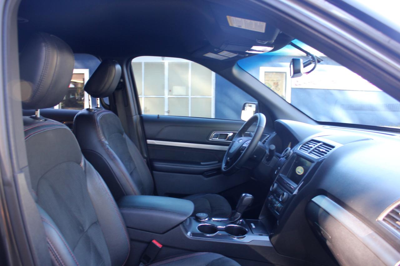 Ford Explorer XLT 4WD 2018