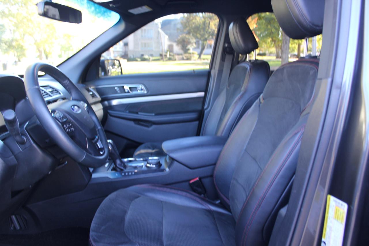 Ford Explorer XLT 4WD 2018