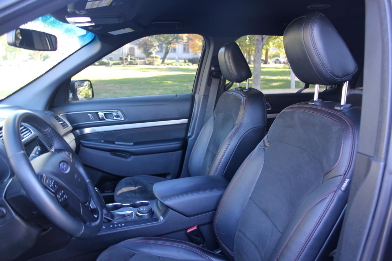 Ford Explorer XLT 4WD 2018