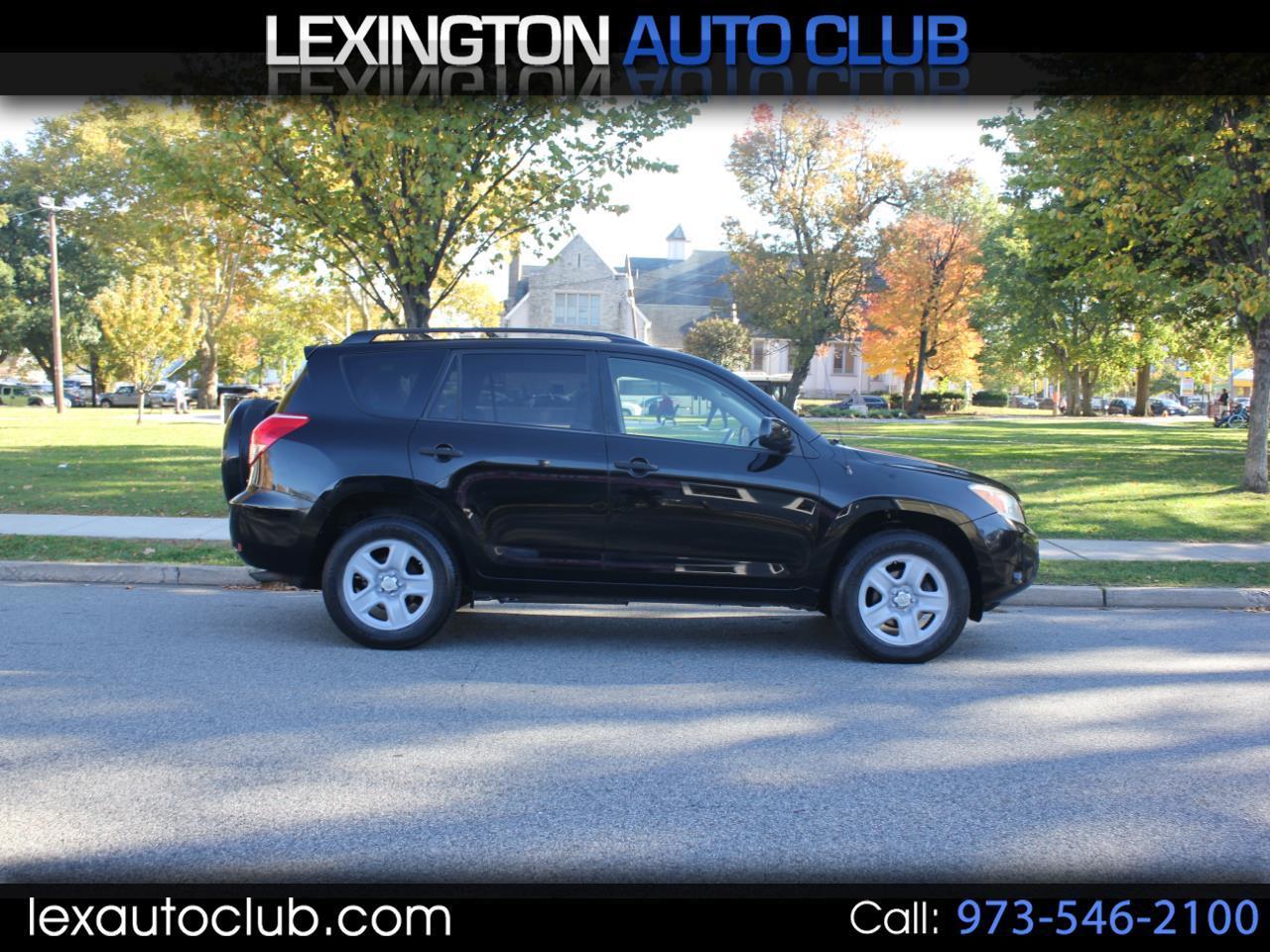 Toyota RAV4 Base I4 4WD with 3rd Row 2007