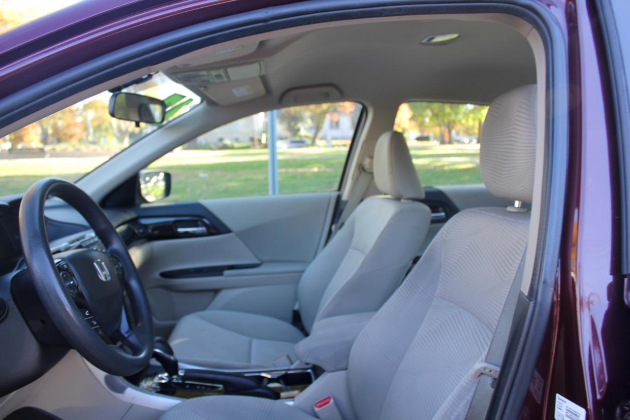 Honda Accord LX Sedan CVT 2017