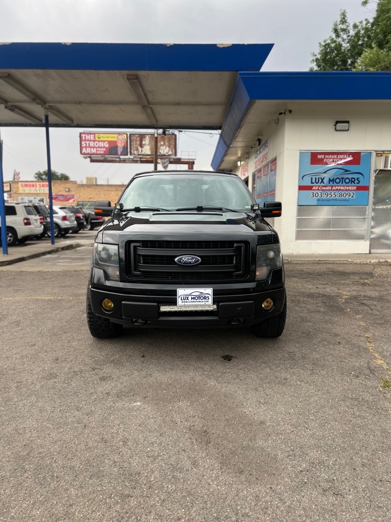 Ford F-150 XL SuperCrew 5.5-ft. Bed 4WD 2014 Ford F-150 XL SuperCrew 5.5-ft. Bed 4WD 2014