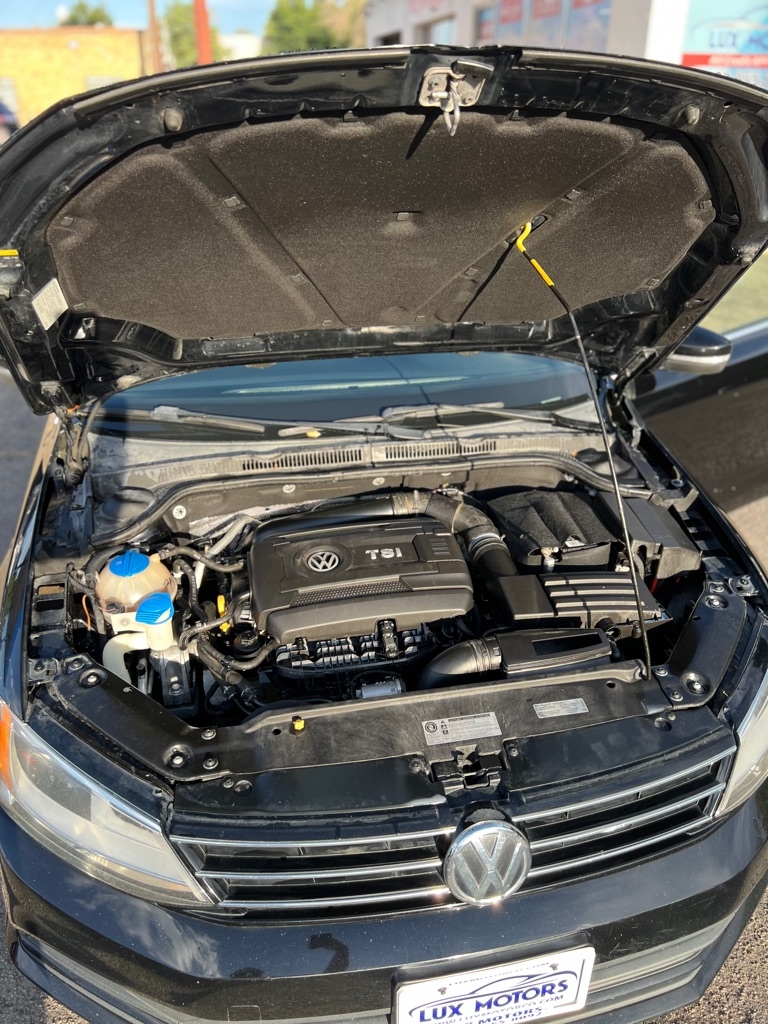 Volkswagen Jetta SE 6A 2015 Volkswagen Jetta SE 6A 2015