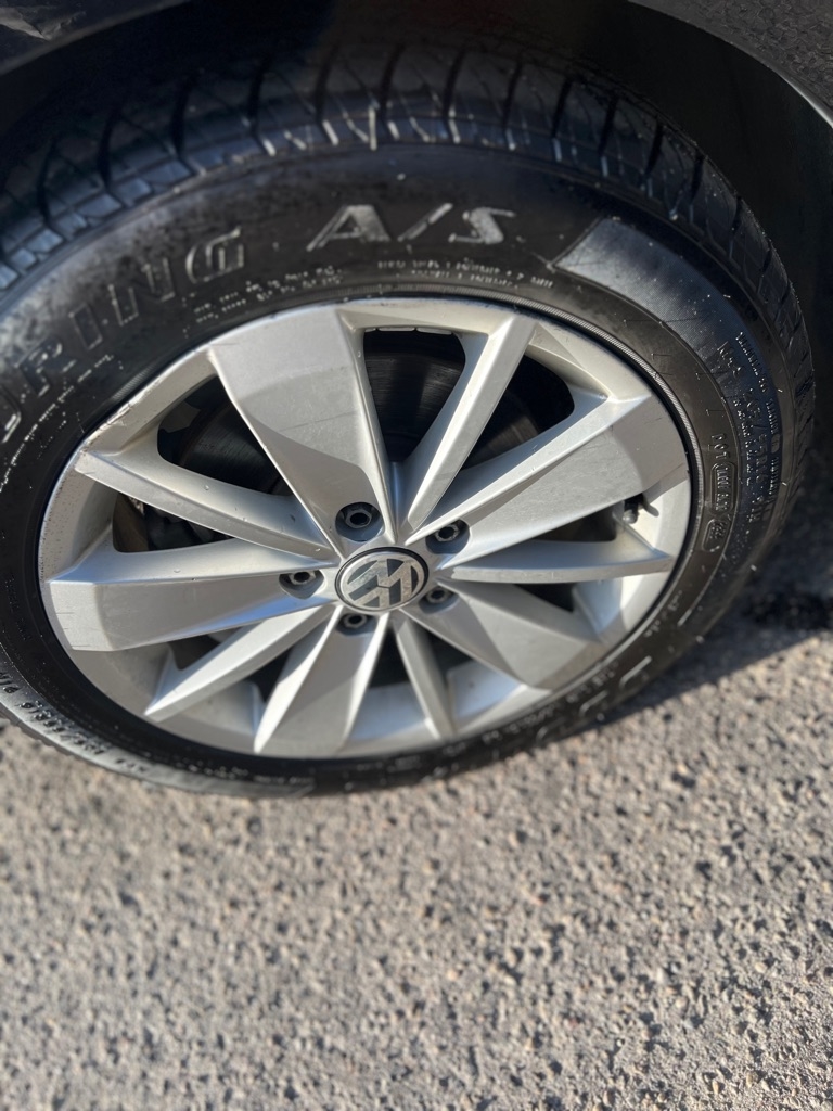 Volkswagen Jetta SE 6A 2015 Volkswagen Jetta SE 6A 2015