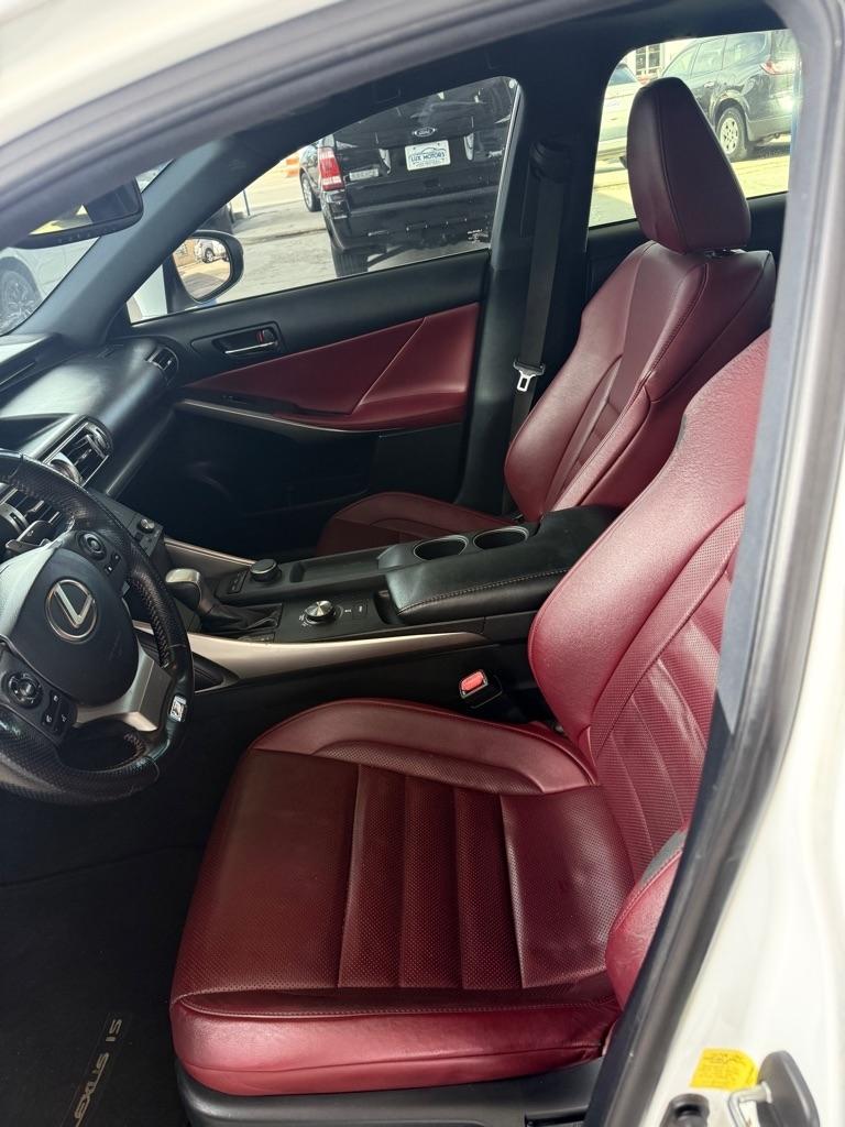 Lexus IS 250 RWD 2015