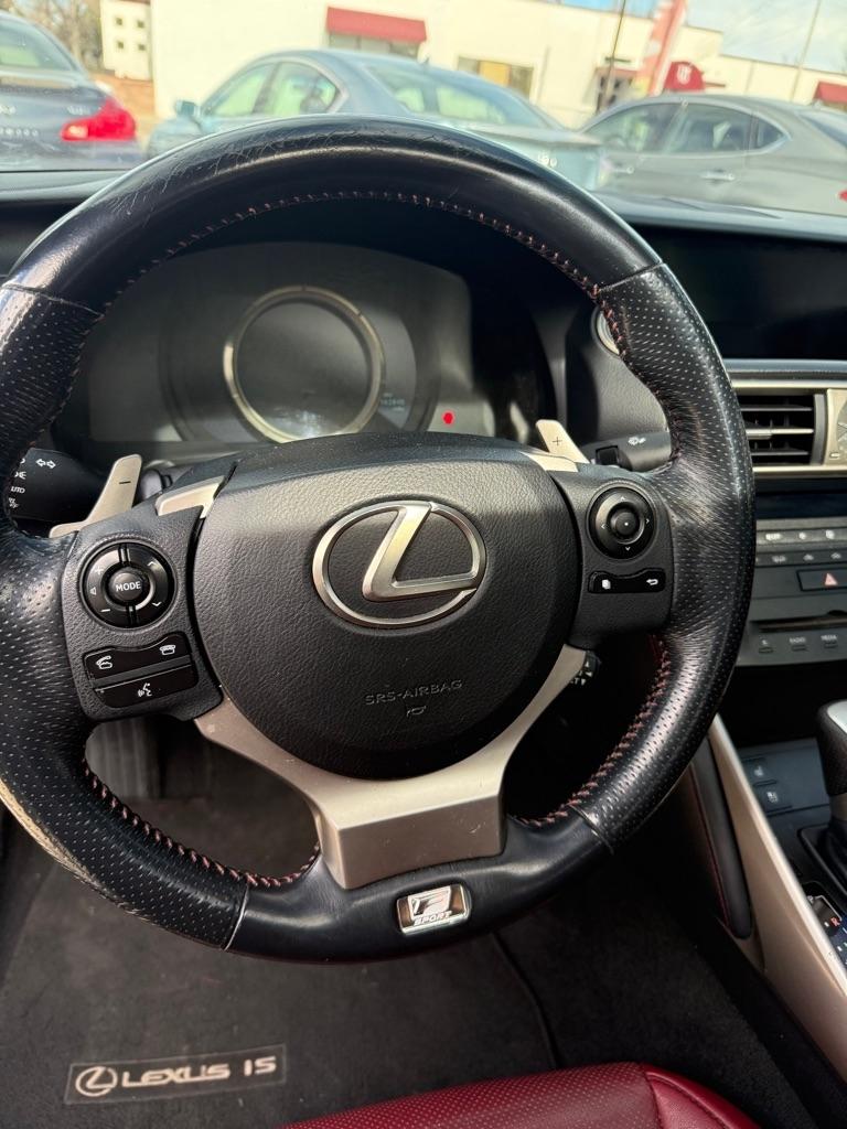 Lexus IS 250 RWD 2015