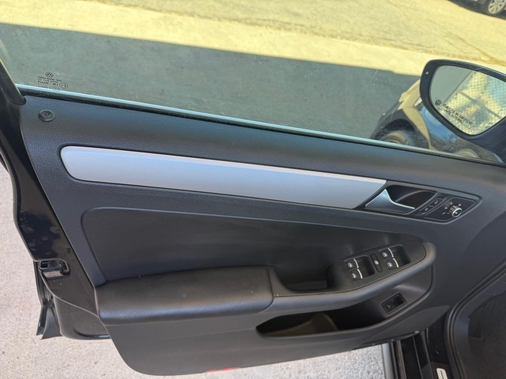 Volkswagen Jetta 2.0T GLI 2013