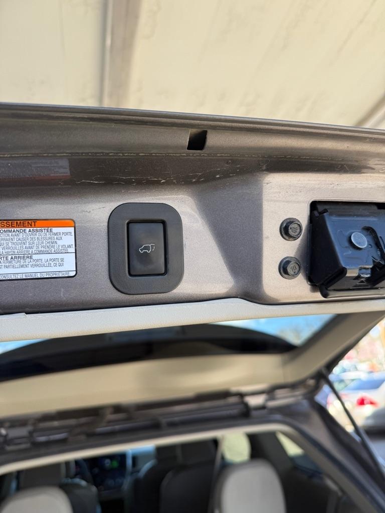 Toyota Sienna XLE FWD 8-Passenger V6 2016