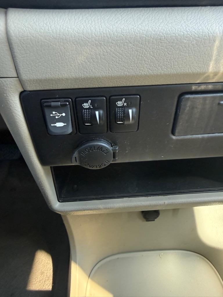 Toyota Sienna XLE FWD 8-Passenger V6 2016