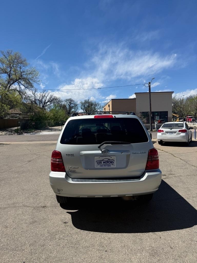 Toyota Highlander Limited V6 4WD 2003