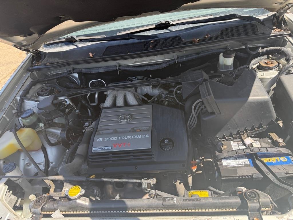 Toyota Highlander Limited V6 4WD 2003