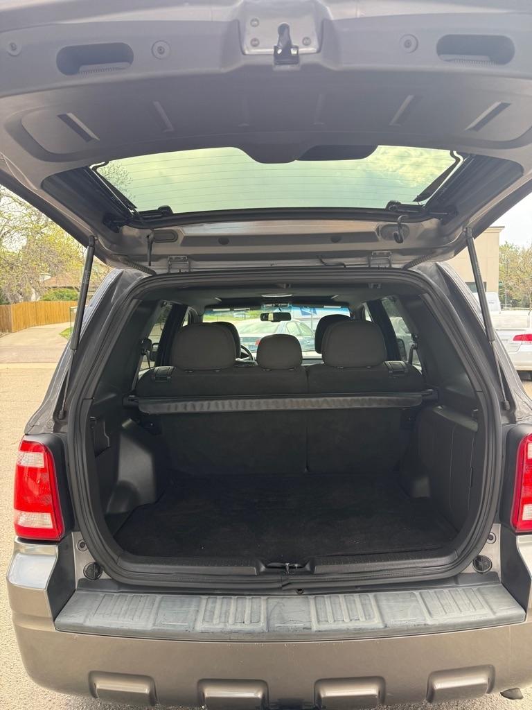 Ford Escape XLT 4WD 2011