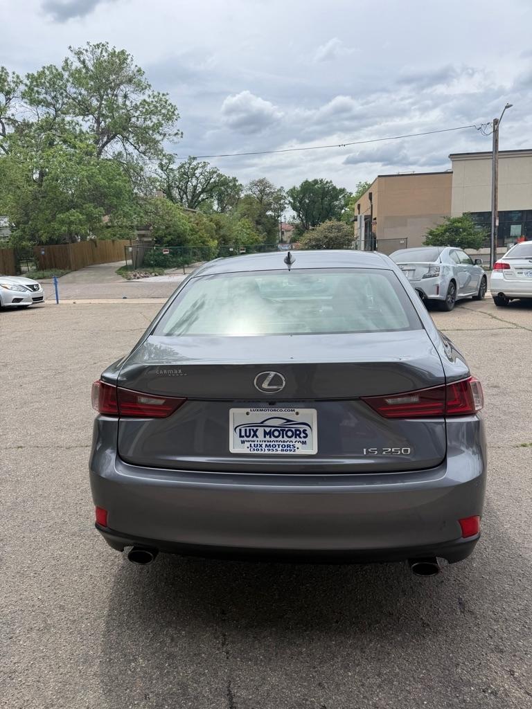 Lexus IS 250 RWD 2014