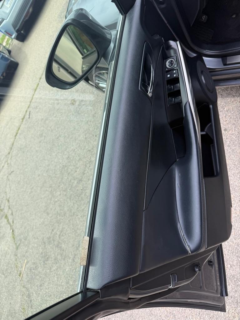 Lexus IS 250 RWD 2014