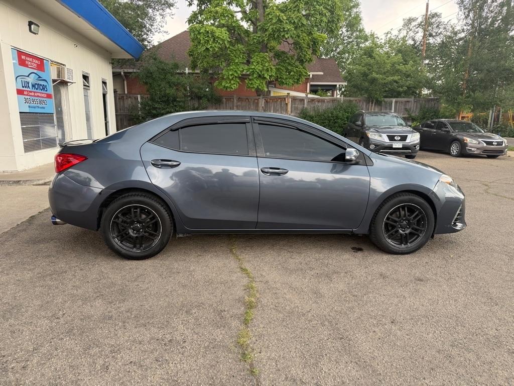 Toyota Corolla L CVT 2017