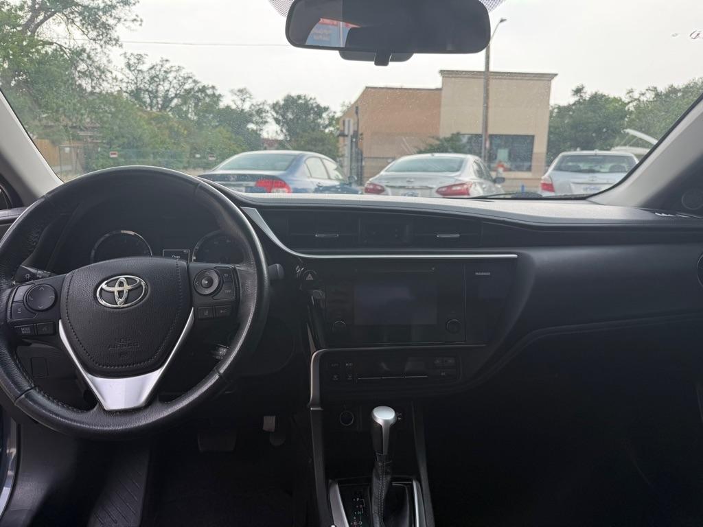 Toyota Corolla L CVT 2017