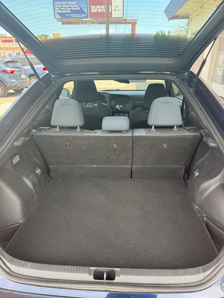 Scion tC Sports Coupe 6-Spd AT 2011